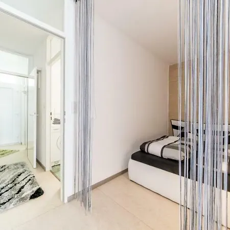 2641 Privatapartment Top Max *